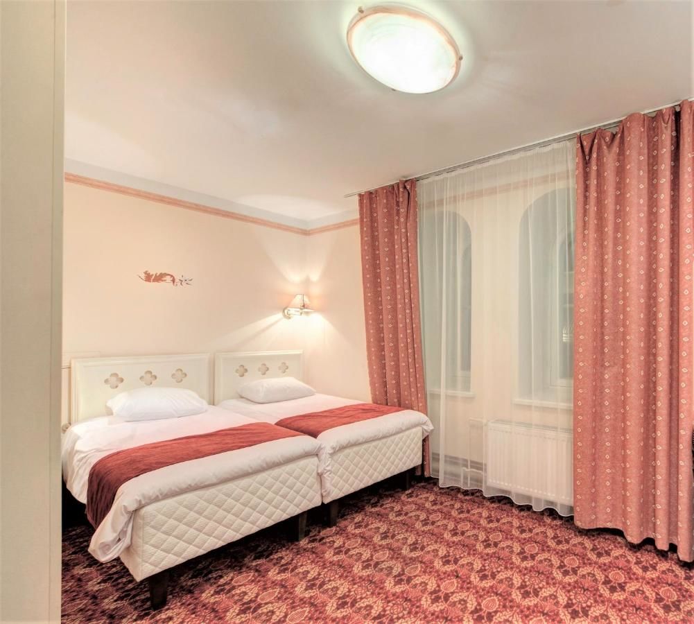 Отель Rija Old Town Hotel Таллин