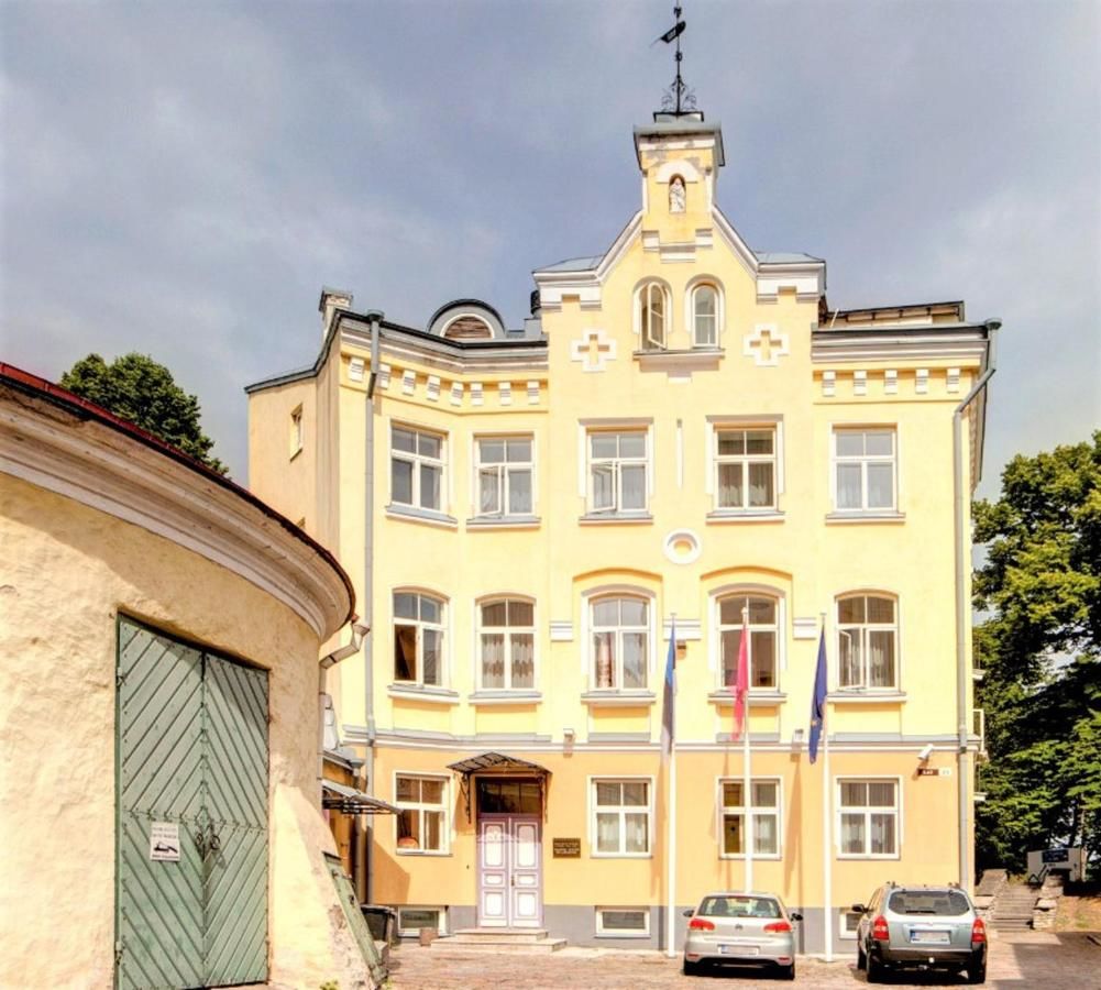 Отель Rija Old Town Hotel Таллин